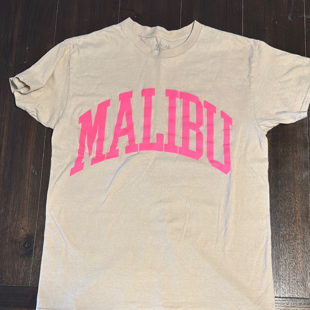 Beige T-Shirt with Pink 'Malibu' Print